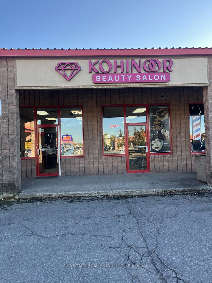 1070 Stone Church Road E, Hamilton, ON L8W 3K8