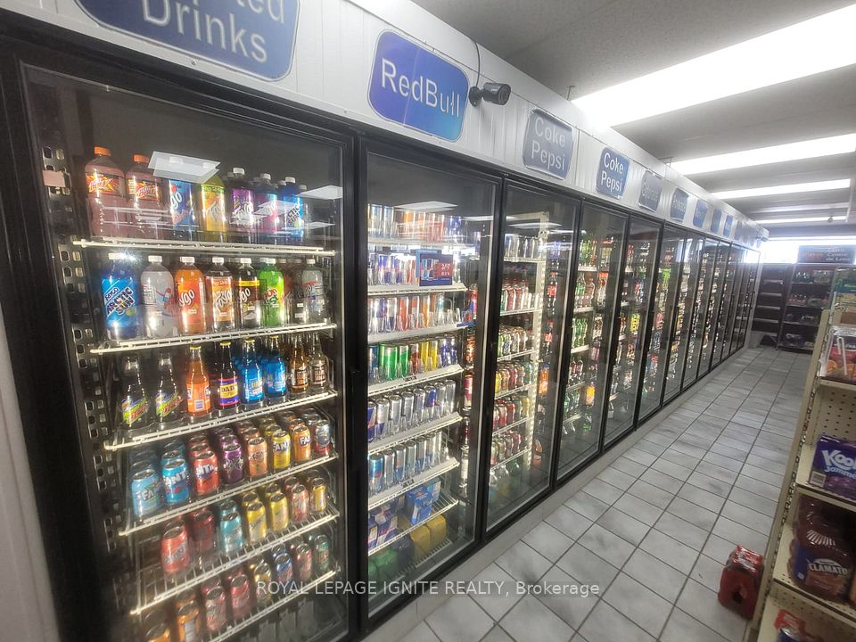 347 Erb Street W, Waterloo, ON N2L 1W4