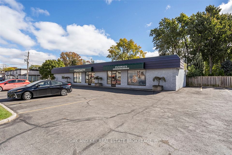 919 Oxford Street E, London East, ON N5Y 3J8