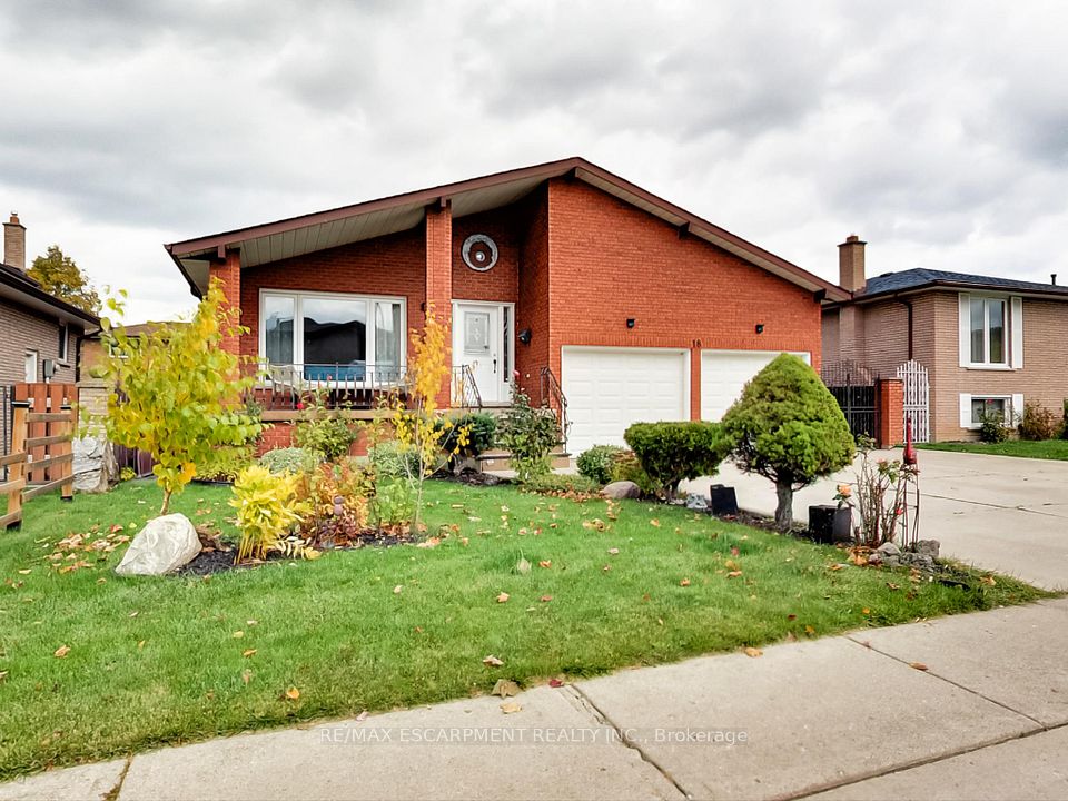 18 Pavarotti Court, Hamilton, ON L8G 4P8 at 18 Pavarotti Court, Hamilton, ON L8G 4P8, Hamilton, ON, L8G 4P8