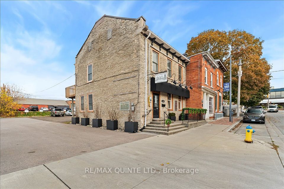 20-30 Victoria Avenue, Belleville, ON K8N 1Z4