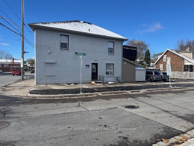 488 Hamilton Road, London East, ON N5Z 1R9