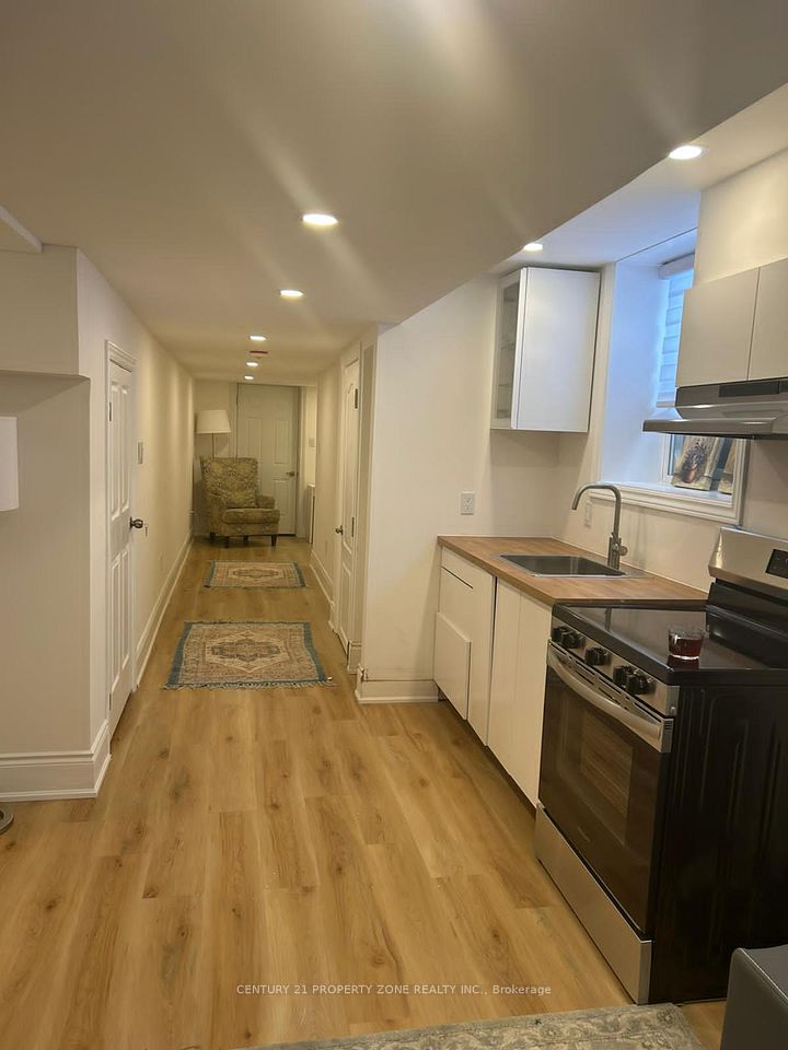 Semi-Detached  at 9 Hager Creek Terrace Basement, Hamilton, ON L8B 1Z3, Hamilton