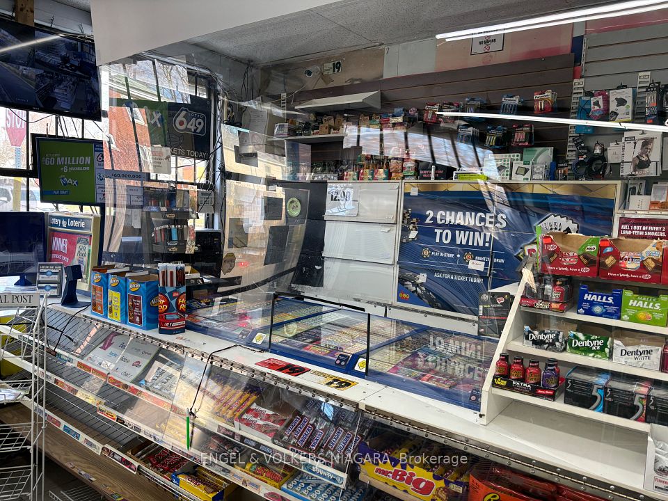 6218 Culp Street, Niagara Falls, ON L2G 2C1