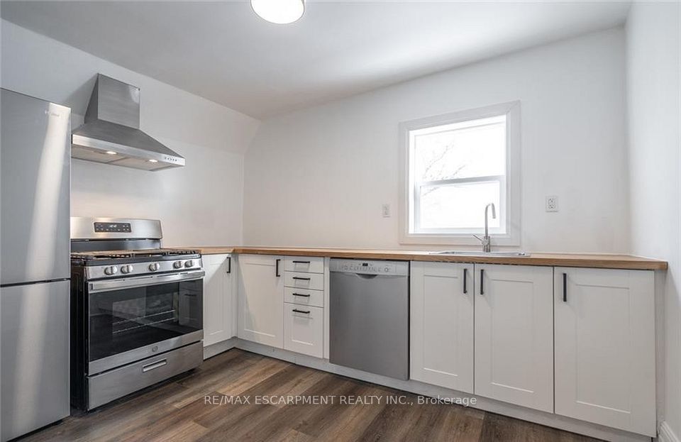 Semi-Detached  at 198 Sherman Avenue N 2, Hamilton, ON L8L 6M9, Hamilton