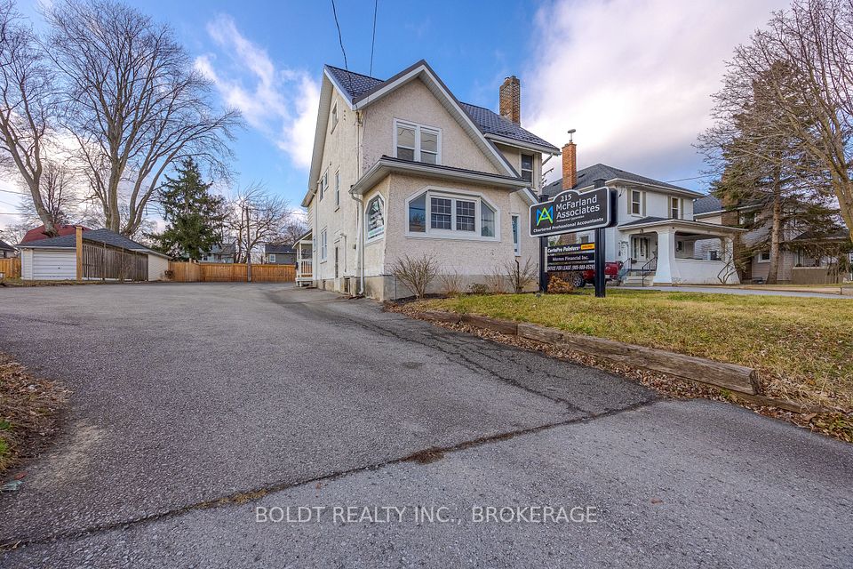 215 Ontario Street 2D, St. Catharines, ON L2R 5L2