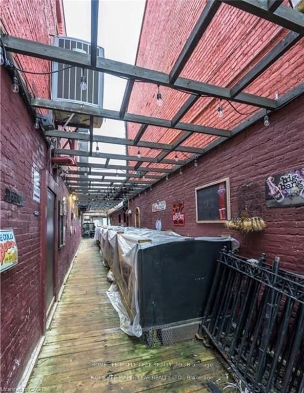 288-292 Dundas Street, London East, ON N6B 1T6