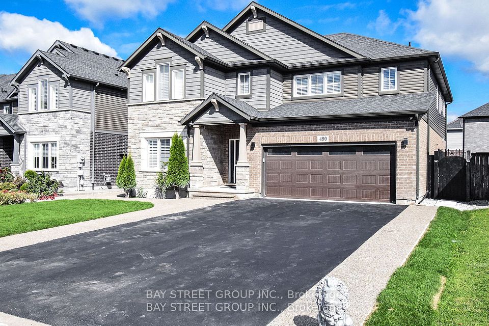 490 S Silverwood Avenue, Welland, ON L3C 0C6 at 490 S Silverwood Avenue, Welland, ON L3C 0C6, Welland, ON, L3C 0C6