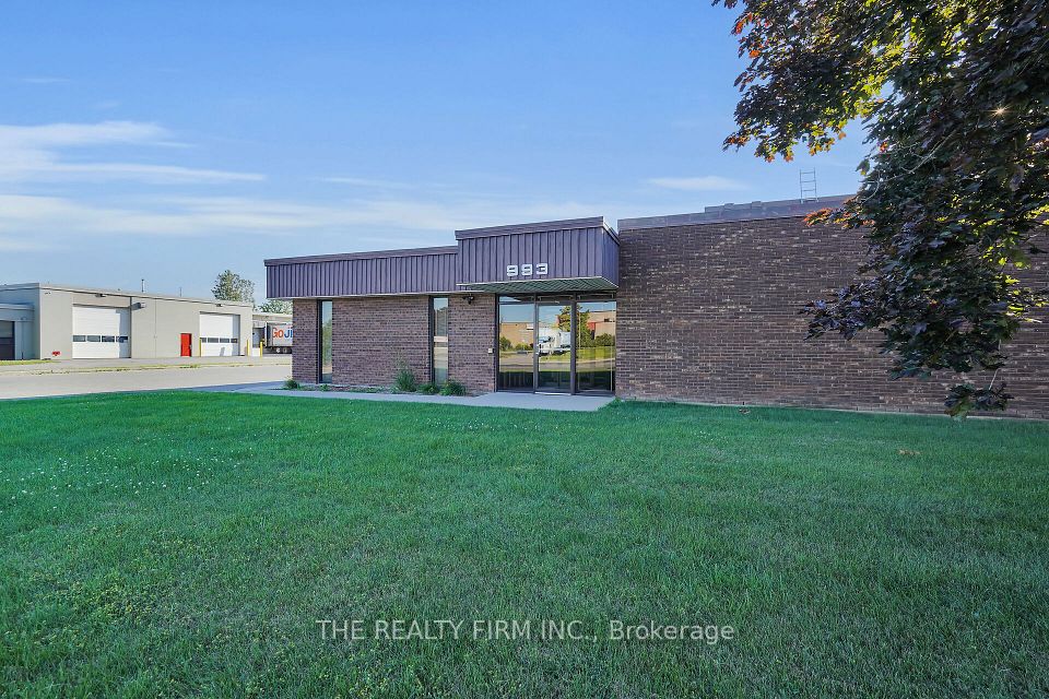 993 Adelaide Street S, London South, ON N6E 1R5