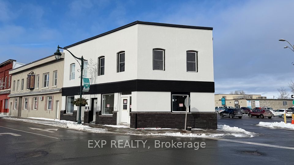44 King Street, Quinte West, ON K8V 3V8