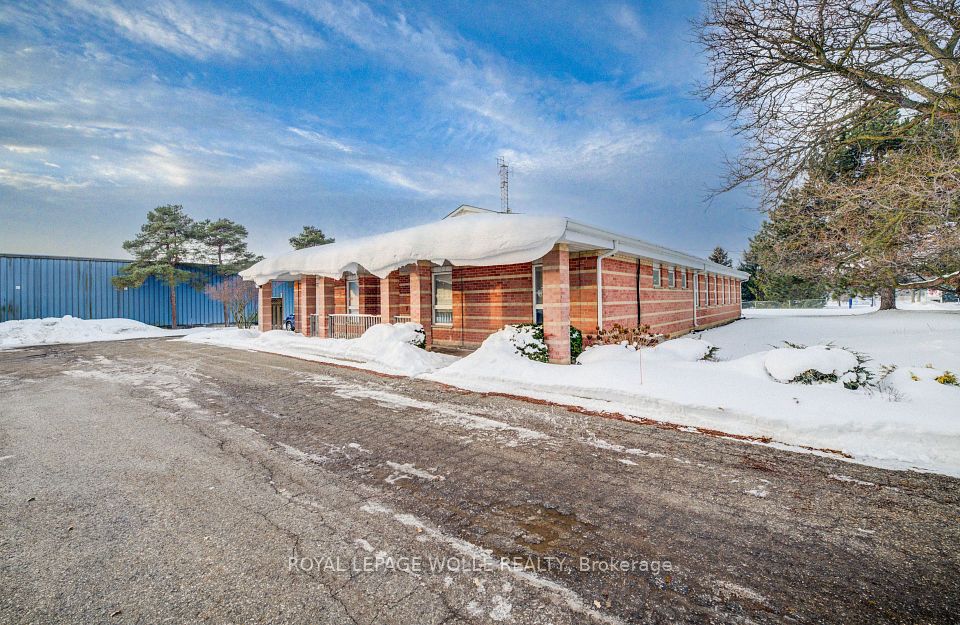 30 Ridgeway Circle, Woodstock, ON N4V 1C9