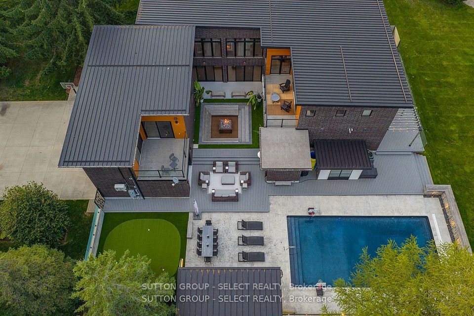 9385 ELVIAGE Drive, London South, ON N6K 4R8 at 9385 ELVIAGE Drive, London South, ON N6K 4R8, London South, ON, N6K 4R8