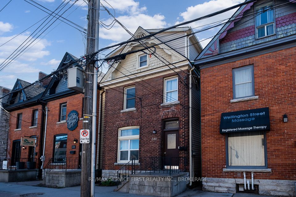 240 Wellington Street, Kingston, ON K7K 2Y8 at 240 Wellington Street, Kingston, ON K7K 2Y8, Kingston, ON, K7K 2Y8