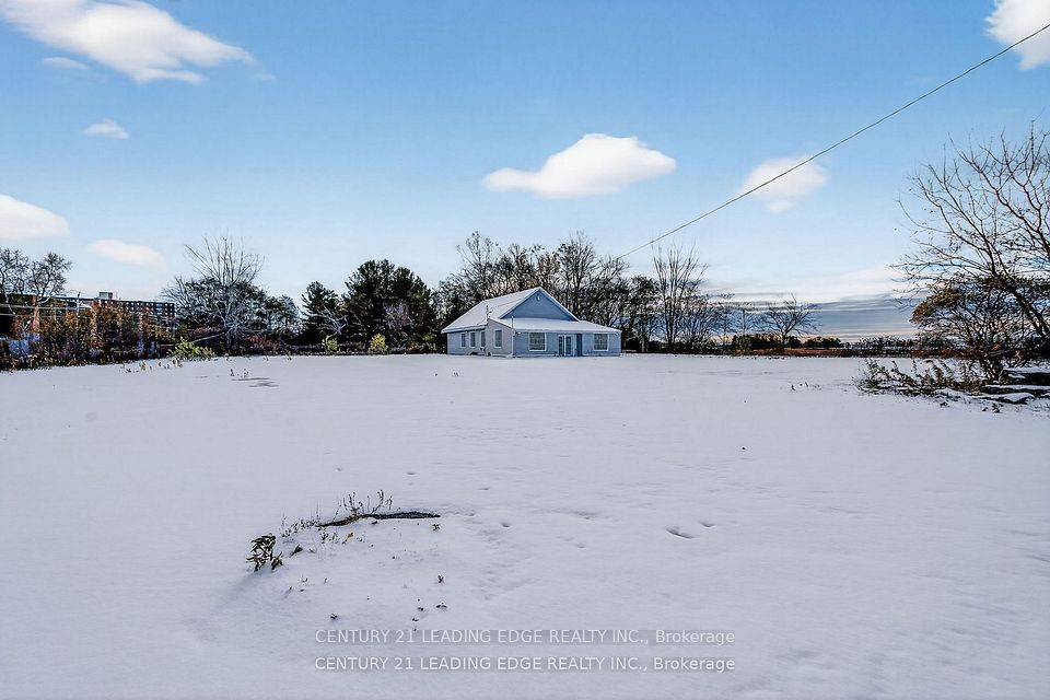 556 Bath Road E, Kingston, ON K7M 2Y3