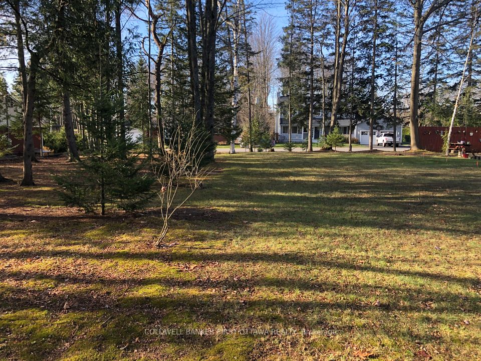 65 Vaan Drive, Tanglewood - Grenfell Glen - Pineglen, ON K2G 0C2 at 65 Vaan Drive, Tanglewood - Grenfell Glen - Pineglen, ON K2G 0C2, Tanglewood - Grenfell Glen - Pineglen, ON, K2G 0C2