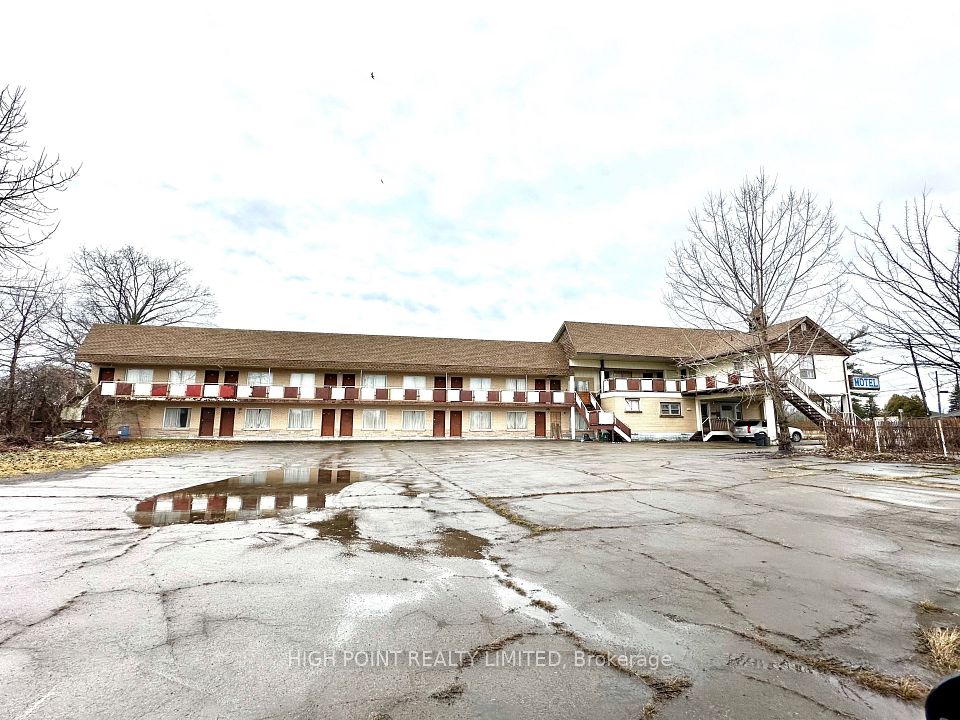 5544 Mcleod Road, Niagara Falls, ON L2G 2E3