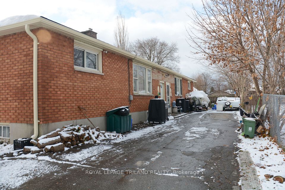 357 Stratton Drive, London East, ON N5W 4Z8