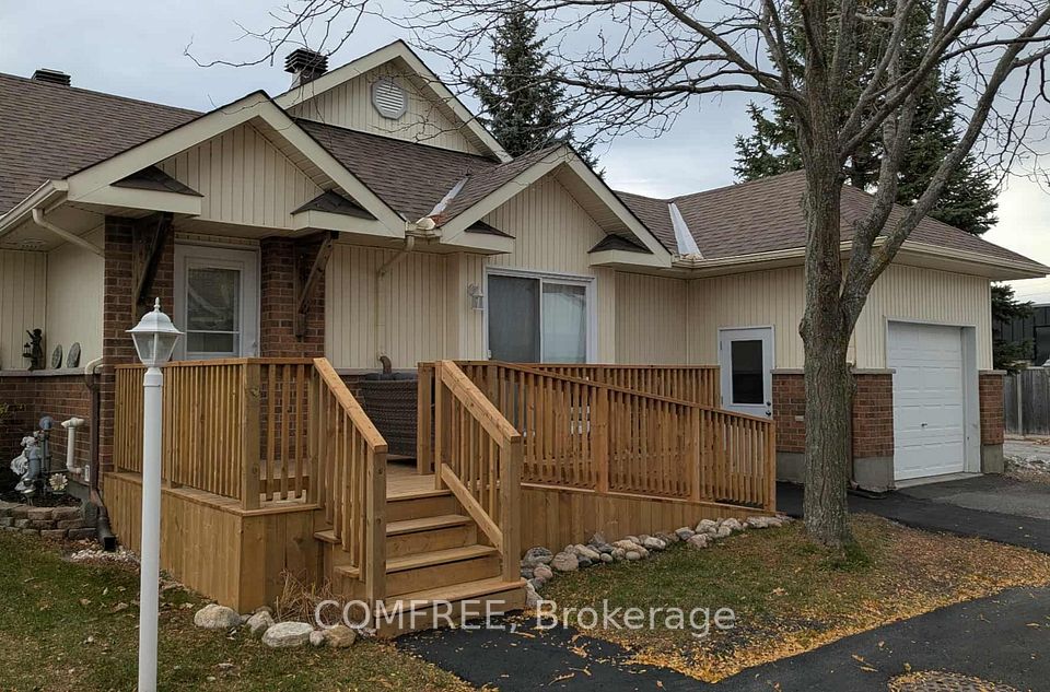 410 Grassendale Private, Stittsville - Munster - Richmond, ON K0A 2Z0 at 410 Grassendale Private, Stittsville - Munster - Richmond, ON K0A 2Z0, Stittsville - Munster - Richmond, ON, K0A 2Z0