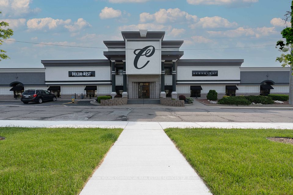 1324 Windsor Avenue 3, Windsor, ON N8X 3M6