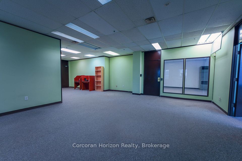 200 JAMES Street S 303, Hamilton, ON L8P 1Y6