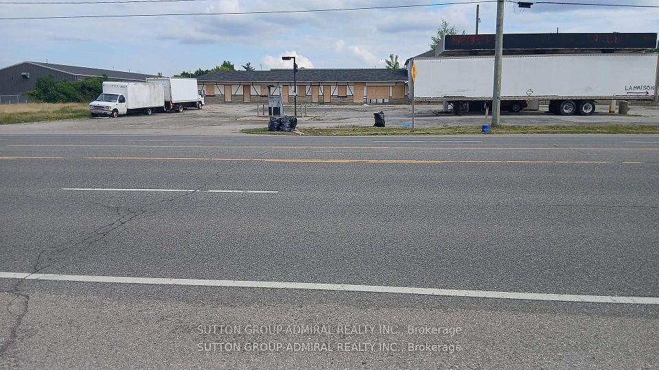 1387 Colborne Street E, Brantford, ON N3T 5M1