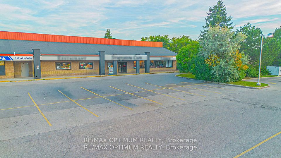 304 Stone Road W, Guelph, ON N1G 3C4