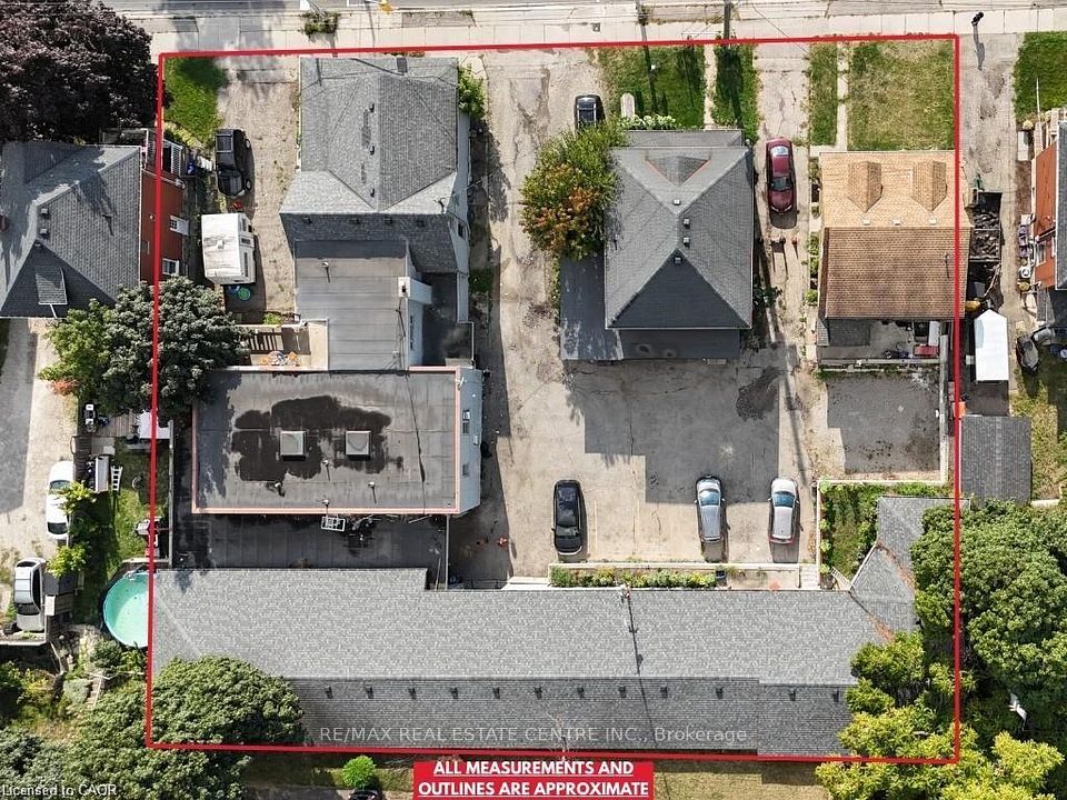 225 ,229,231 Water Street N, Cambridge, ON N1R 3B9