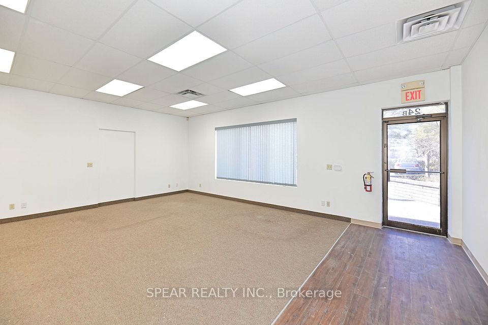 24 Mcintyre Place B, Kitchener, ON N2R 1H7