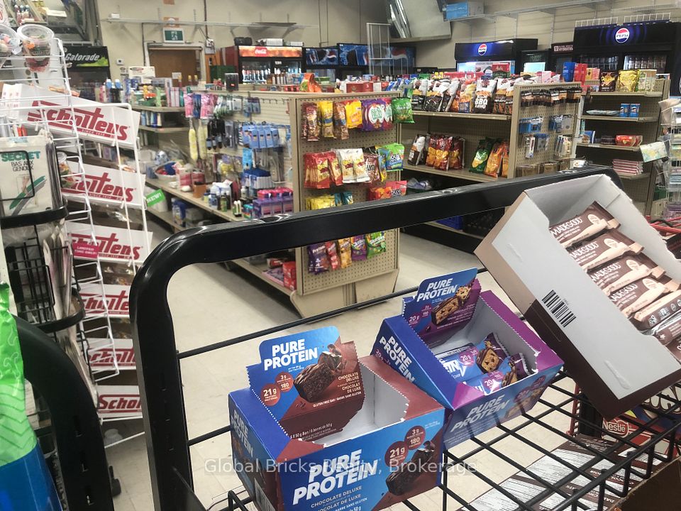 6119 Main Street, Niagara Falls, ON L2G 6A2