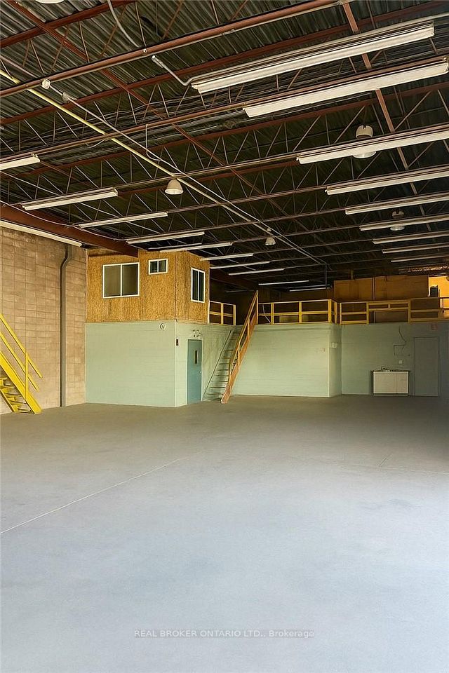 94 Dunkirk Road 1 & 2 South, St. Catharines, ON L2P 3H4