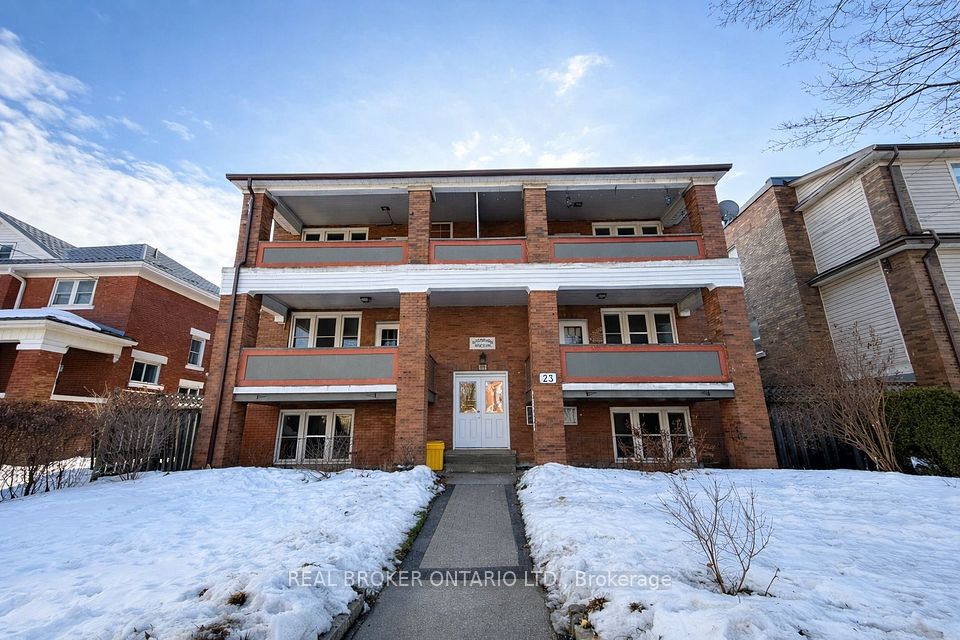 17 Louisa Street, Kitchener, ON N2H 5L7