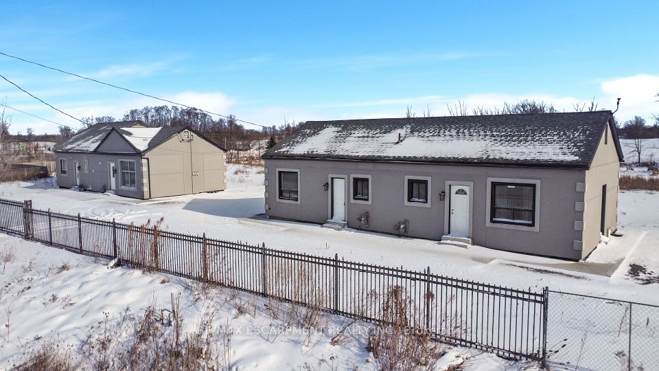 4049 6 Highway, Hamilton, ON L0R 1W0