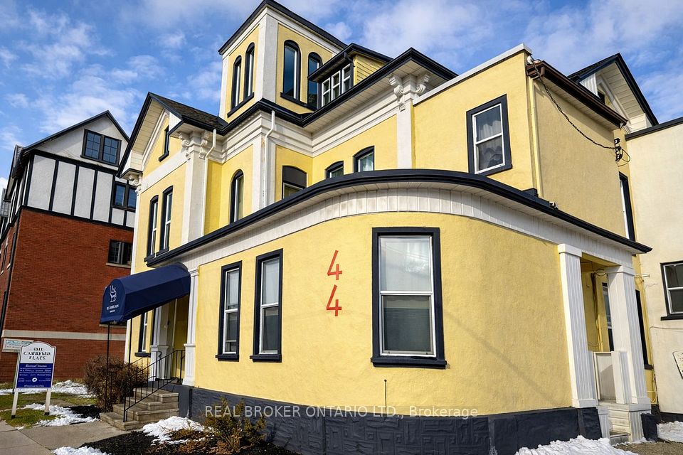 44 Weber Street W, Kitchener, ON N2H 3Z2