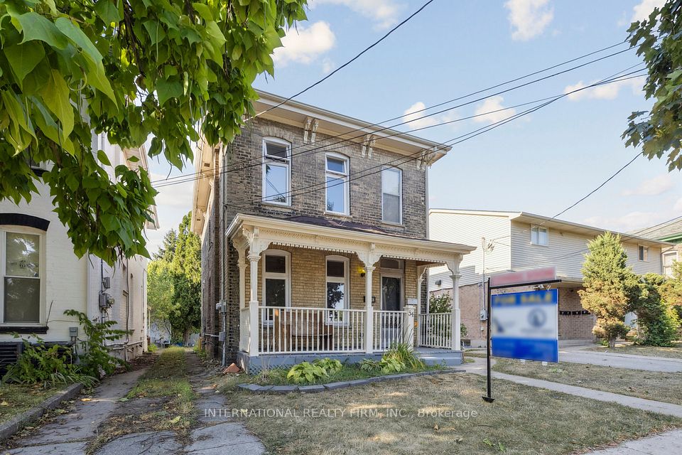 54 Marlborough Street, Brantford, ON N3T 2S2