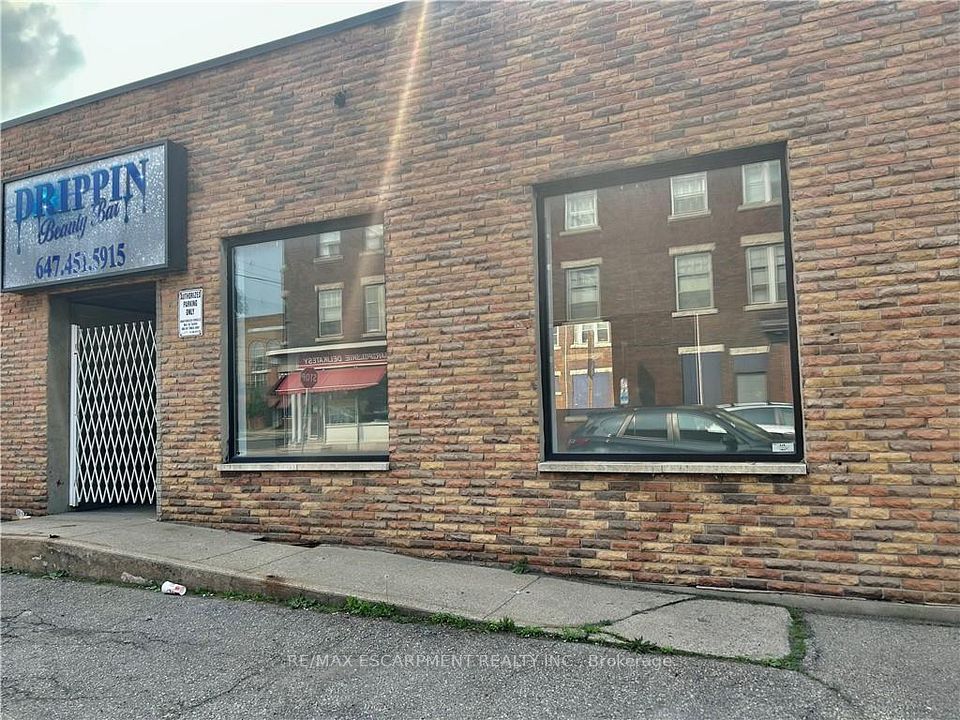 707 Barton Street E, Hamilton, ON L8L 3A5