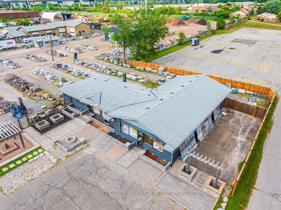 132 Bunting Road, St. Catharines, ON L2P 3G5