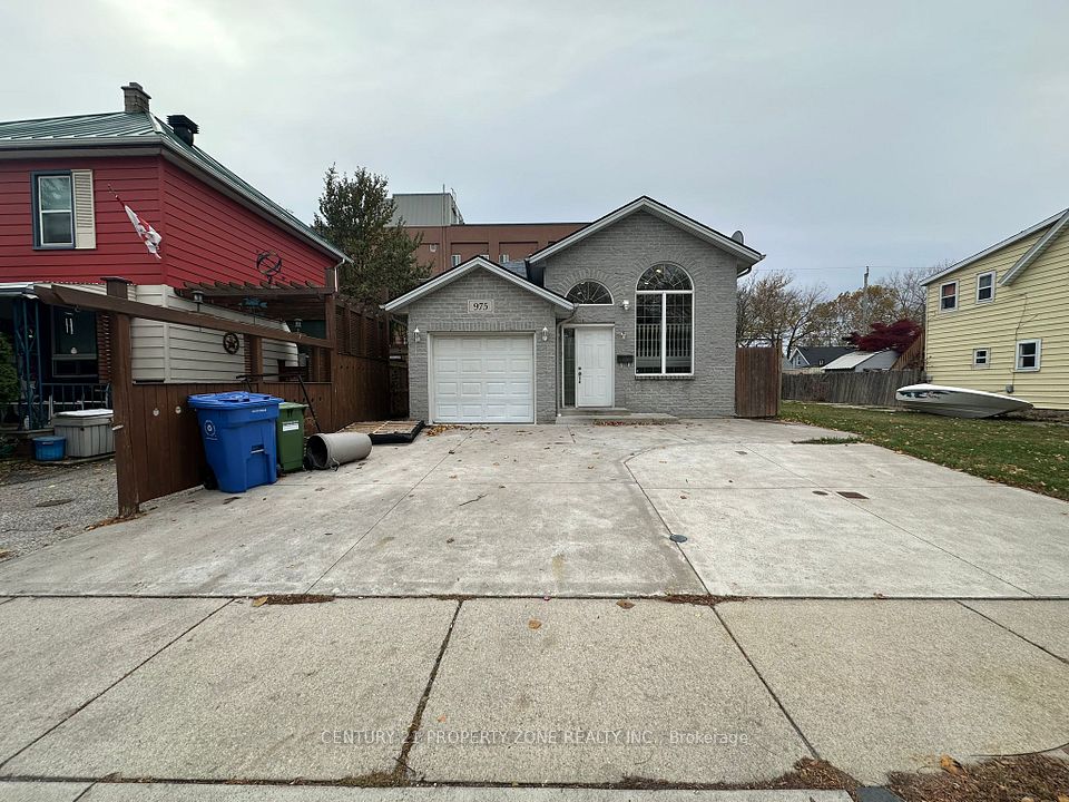 975 Albert Road, Windsor, ON N8Y 3P1 at 975 Albert Road, Windsor, ON N8Y 3P1, Windsor, ON, N8Y 3P1