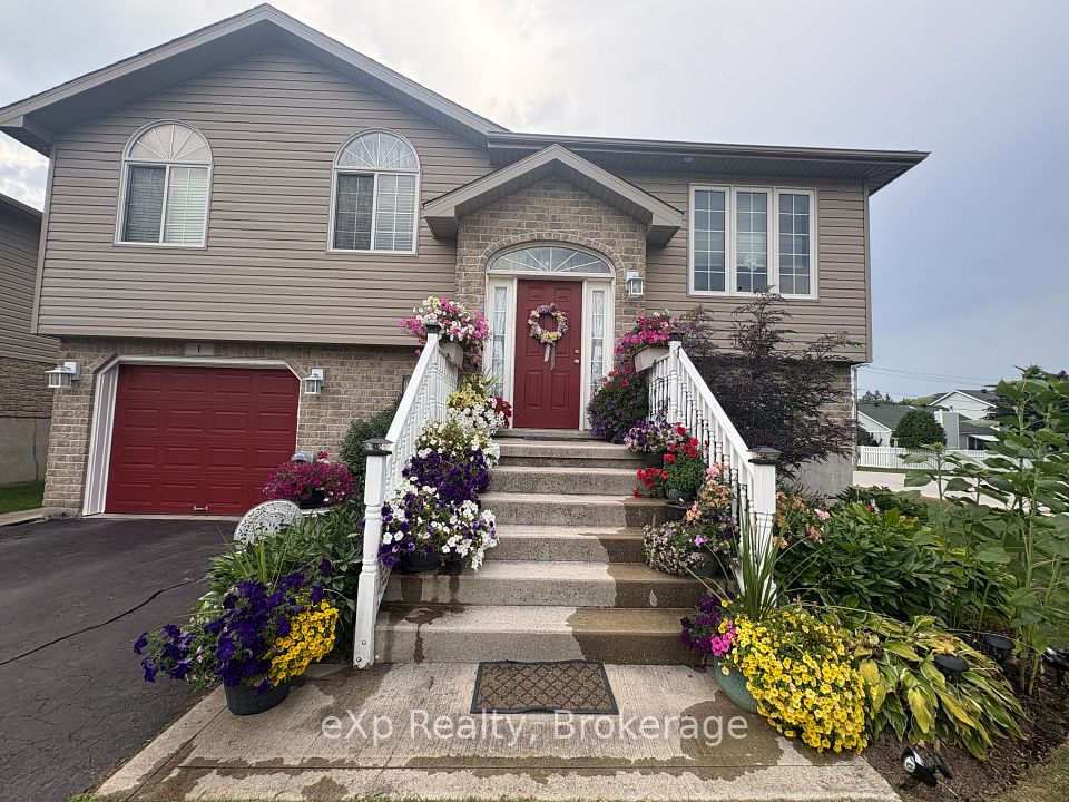 1 St. Andrews Drive, Meaford, ON N4L 0A2 at 1 St. Andrews Drive, Meaford, ON N4L 0A2, Meaford, ON, N4L 0A2