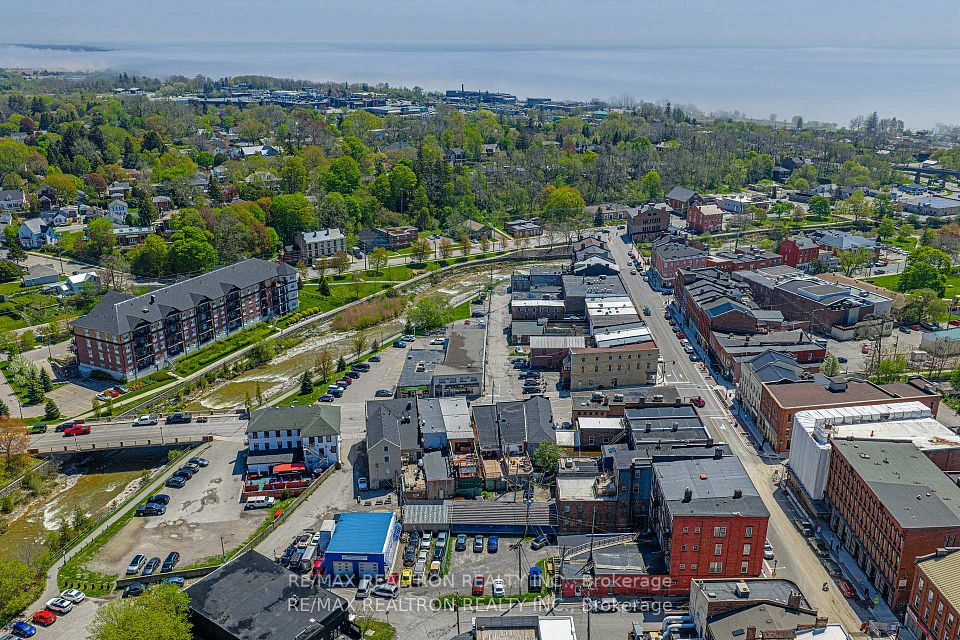 9 Maitland Street, Port Hope, ON L1A 4H6