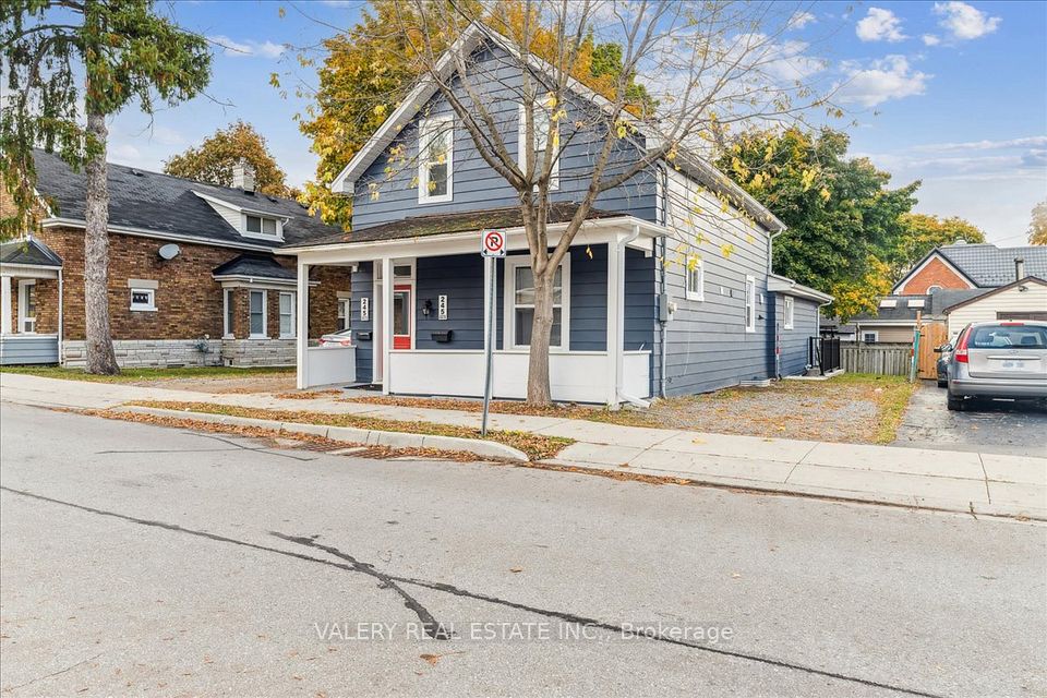 Detached at 245 Church Street S Lower, Cambridge, ON N3H 1W7, Cambridge