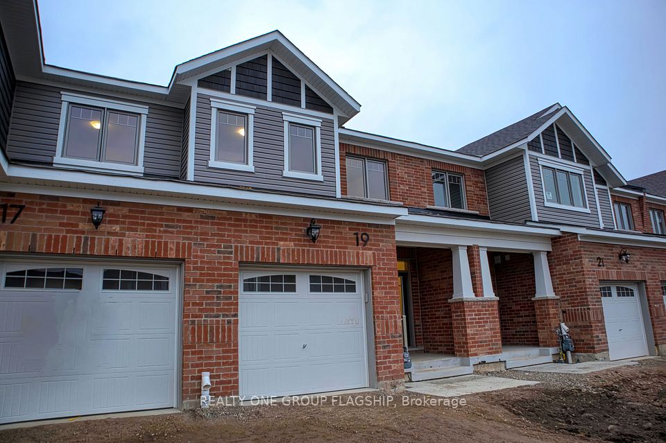 Att/Row/Townhouse at 19 Histand Trail, Kitchener, ON N2R 0S2, Kitchener