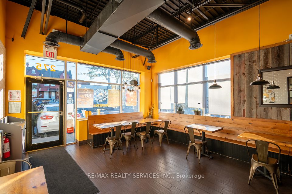 275 James Street N, Hamilton, ON L8R 2L4