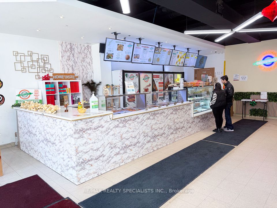 130 Columbia Street W 912, Waterloo, ON N2L 0G6