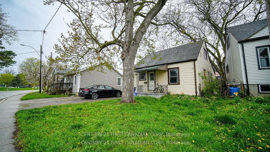 19 Montgomery Drive, Chatham-Kent, ON N8A 1P2 at 19 Montgomery Drive, Chatham-Kent, ON N8A 1P2, Chatham-Kent, ON, N8A 1P2