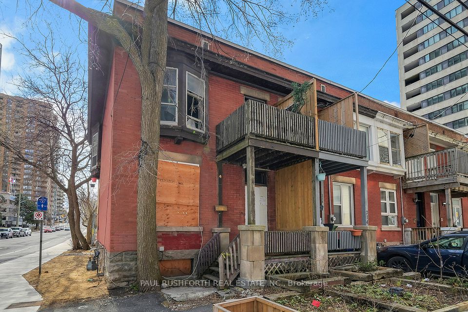 216 Bay Street, Ottawa Centre, ON K1R 5Y9 at 216 Bay Street, Ottawa Centre, ON K1R 5Y9, Ottawa Centre, ON, K1R 5Y9