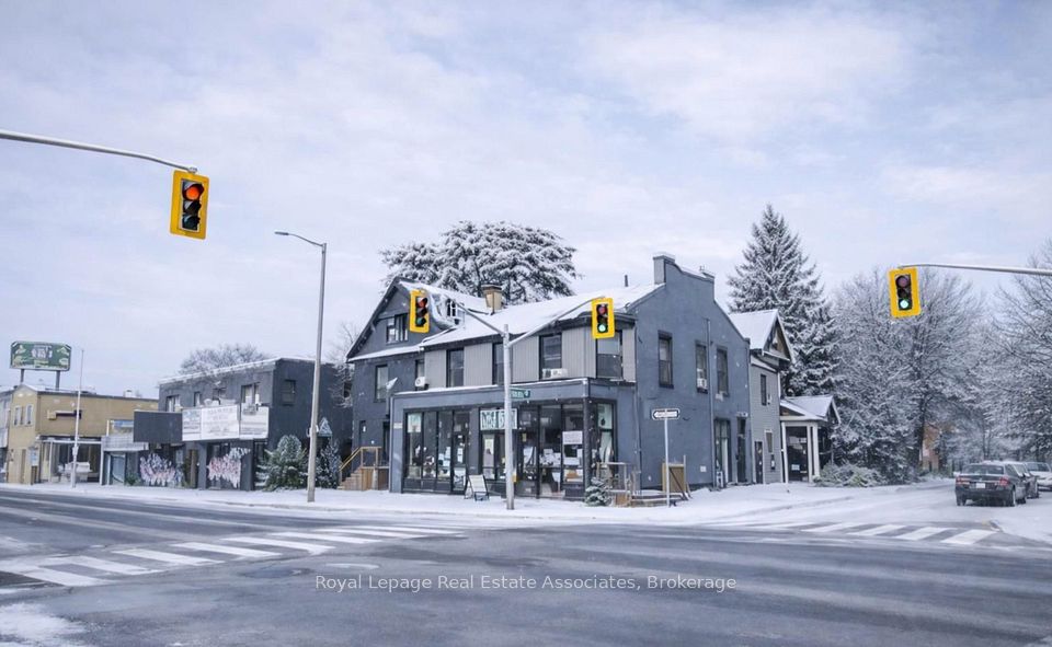 428 King Street W, Hamilton, ON L8P 1B7