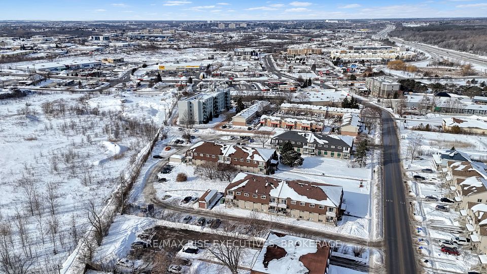 276-286 Conacher Drive, Kingston, ON K7K 2X2