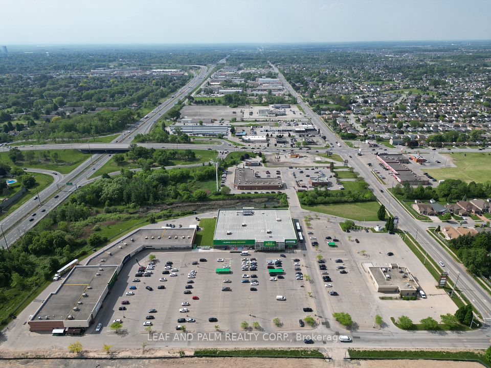 3770 Montrose Road 8, Niagara Falls, ON L2H 3C8