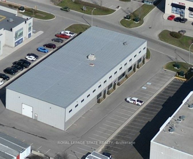 44 DITTON Road, Hamilton, ON L8W 0A9