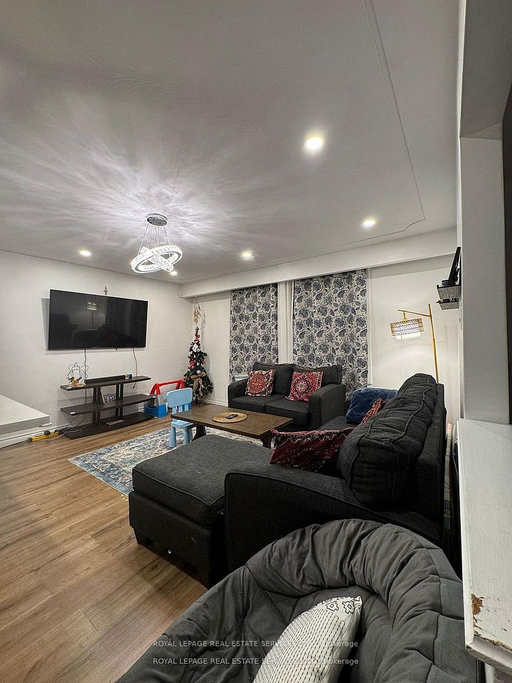 Semi-Detached  at 30 Obermeyer Drive, Kitchener, ON N2A 1P6, Kitchener